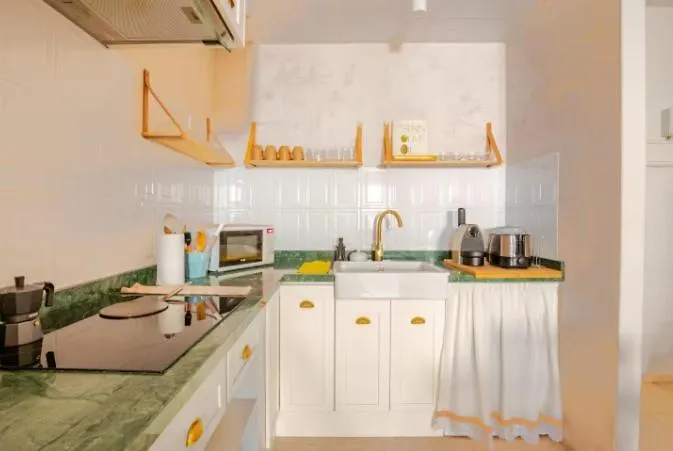 Serva La Bari Studio Sevilla