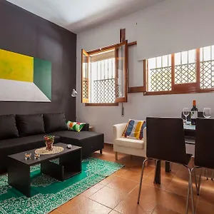 Apartamento My Little Loft In The Heart Of, Sevilla
