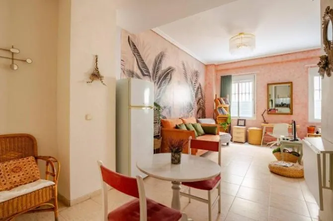 Serva La Bari Studio Seville 0*,